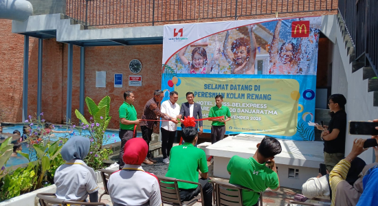 Swiss-Belexpress Rest Area KM 260B Resmi Membuka Fasilitas Kolam Renang untuk Umum