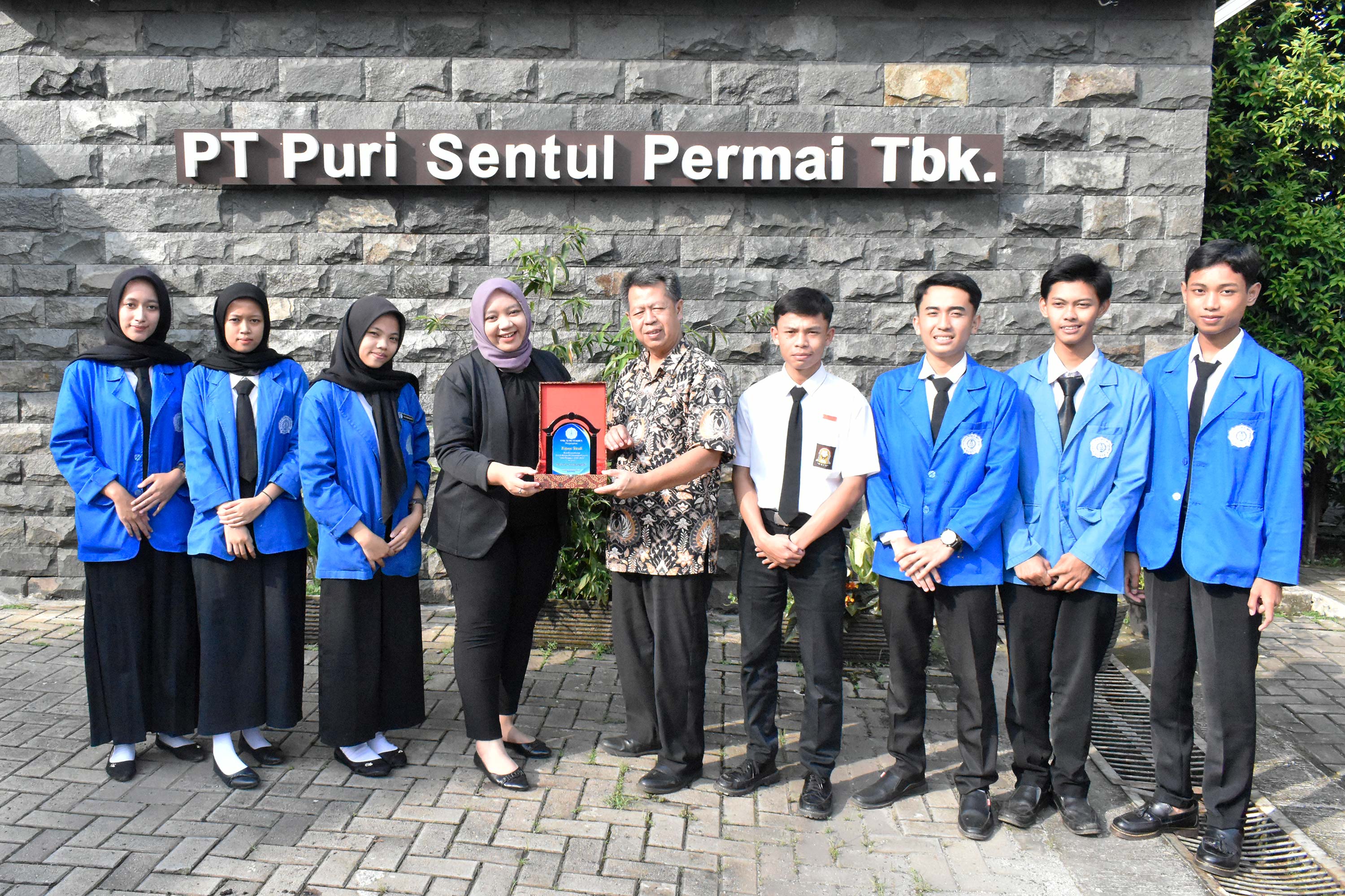 PT Puri Sentul Permai Tbk - KDTN Mendukung Pendidikan Praktis dan Pengembangan Karir bagi Siswa Siswi SMK